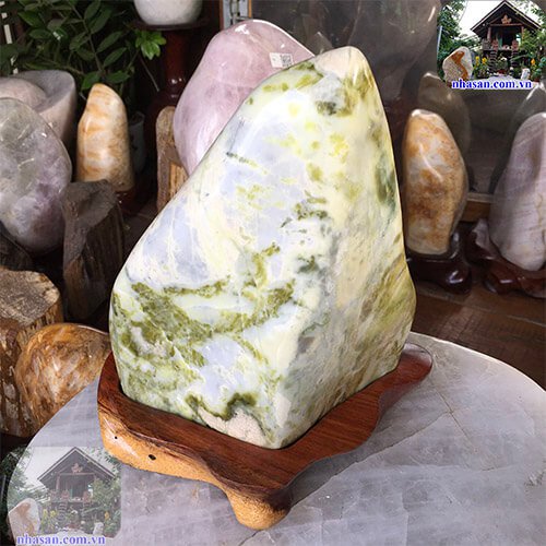 Trụ đá cẩm thạch xanh tự nhiên nguyên khối nặng 4.9kg CT12-2